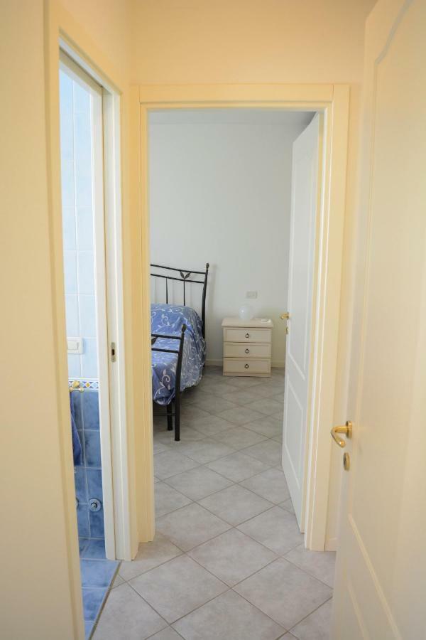 Il Giardino Di Laura - Sirmione Apartment Exterior photo